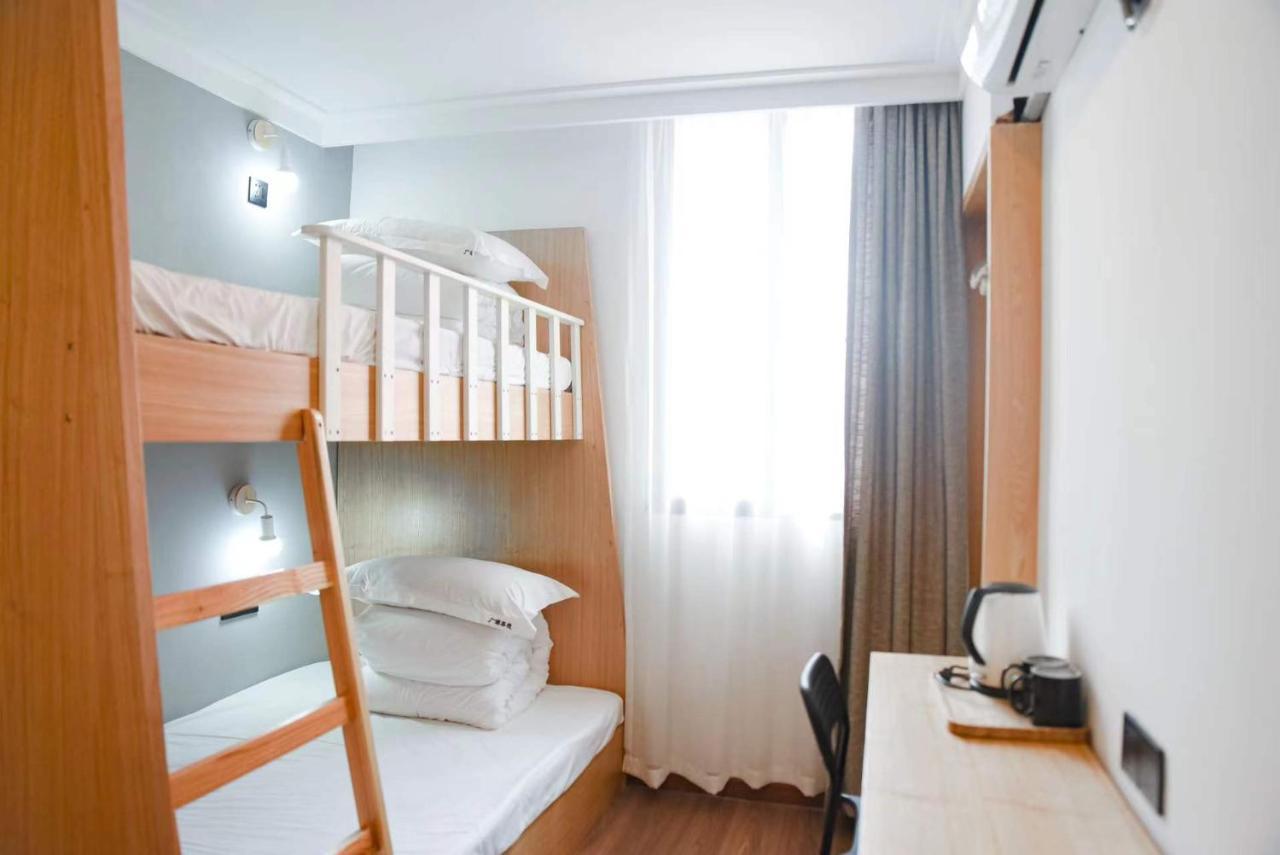 Travel Light Inn Guilin Exteriör bild